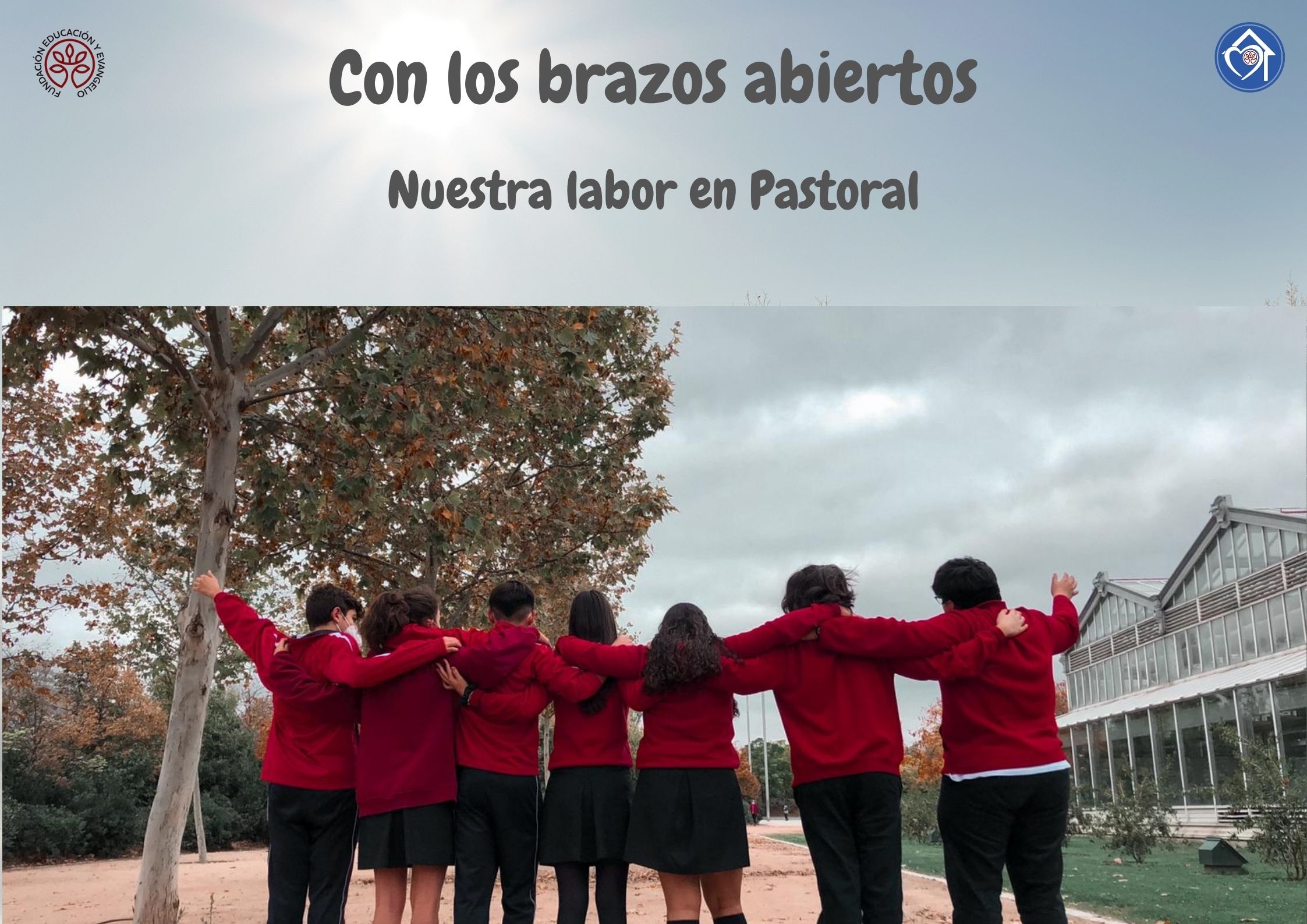 Con los brazos abiertos